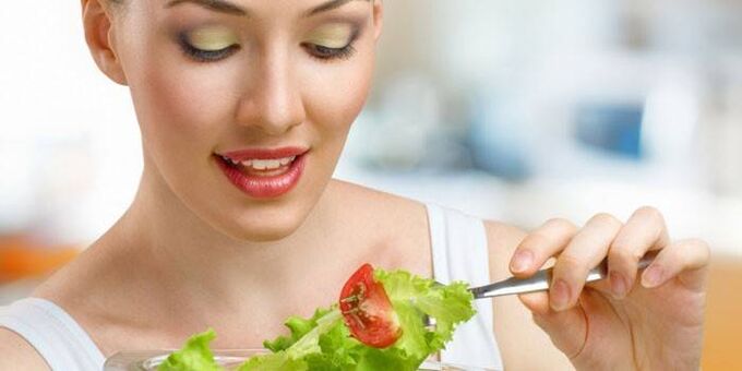 вживання овочевого салату для схуднення